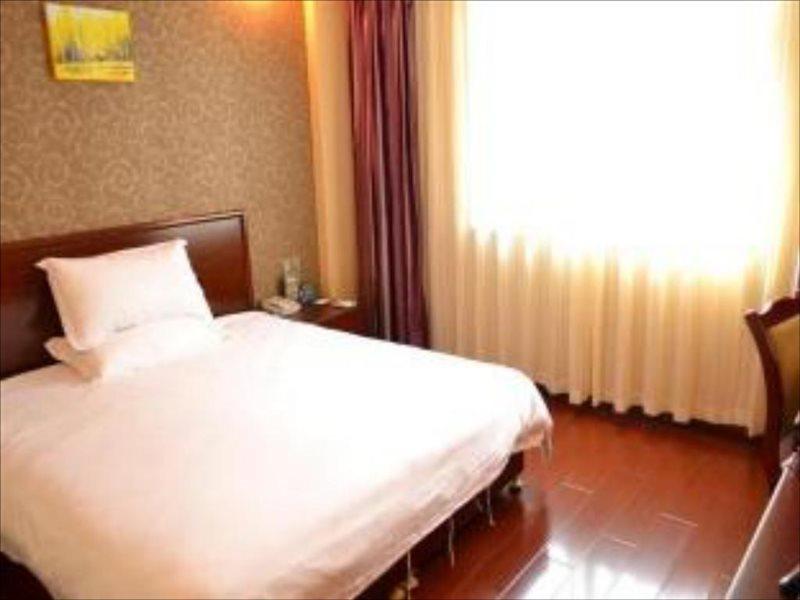 Greentree Inn Shandong Rizhao University City Express Hotel Экстерьер фото