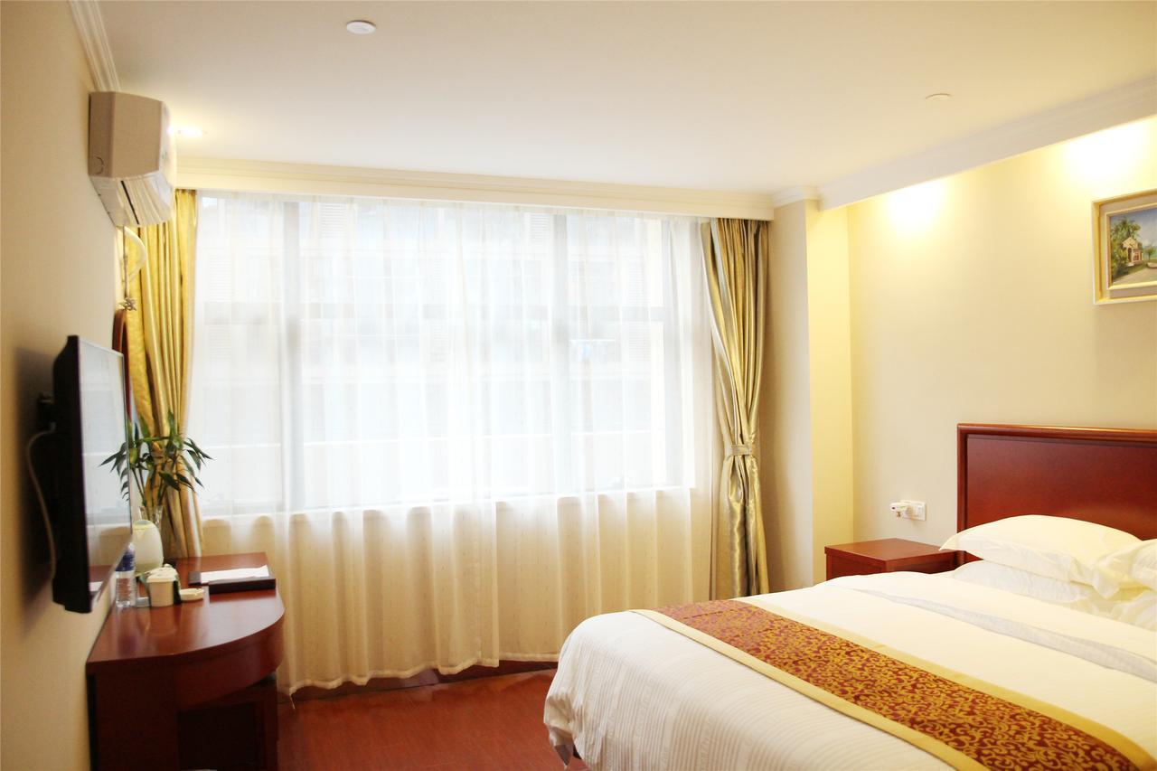 Greentree Inn Shandong Rizhao University City Express Hotel Экстерьер фото